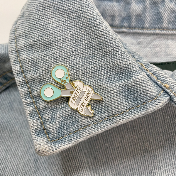 CRAFTY GIRL GANG ENAMEL PIN