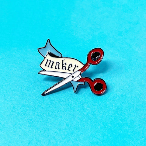 RETRO MAKER PIN